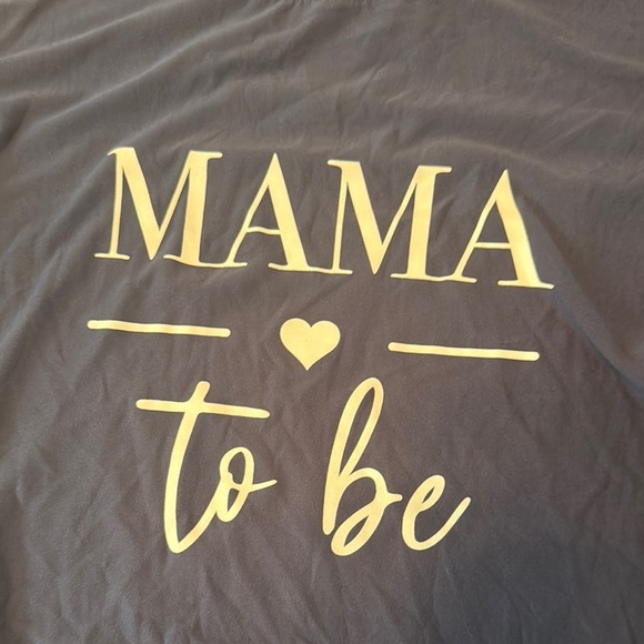 Time and tru women’s medium maternity tshirt blue “mama to be “ - Picture 2 of 9